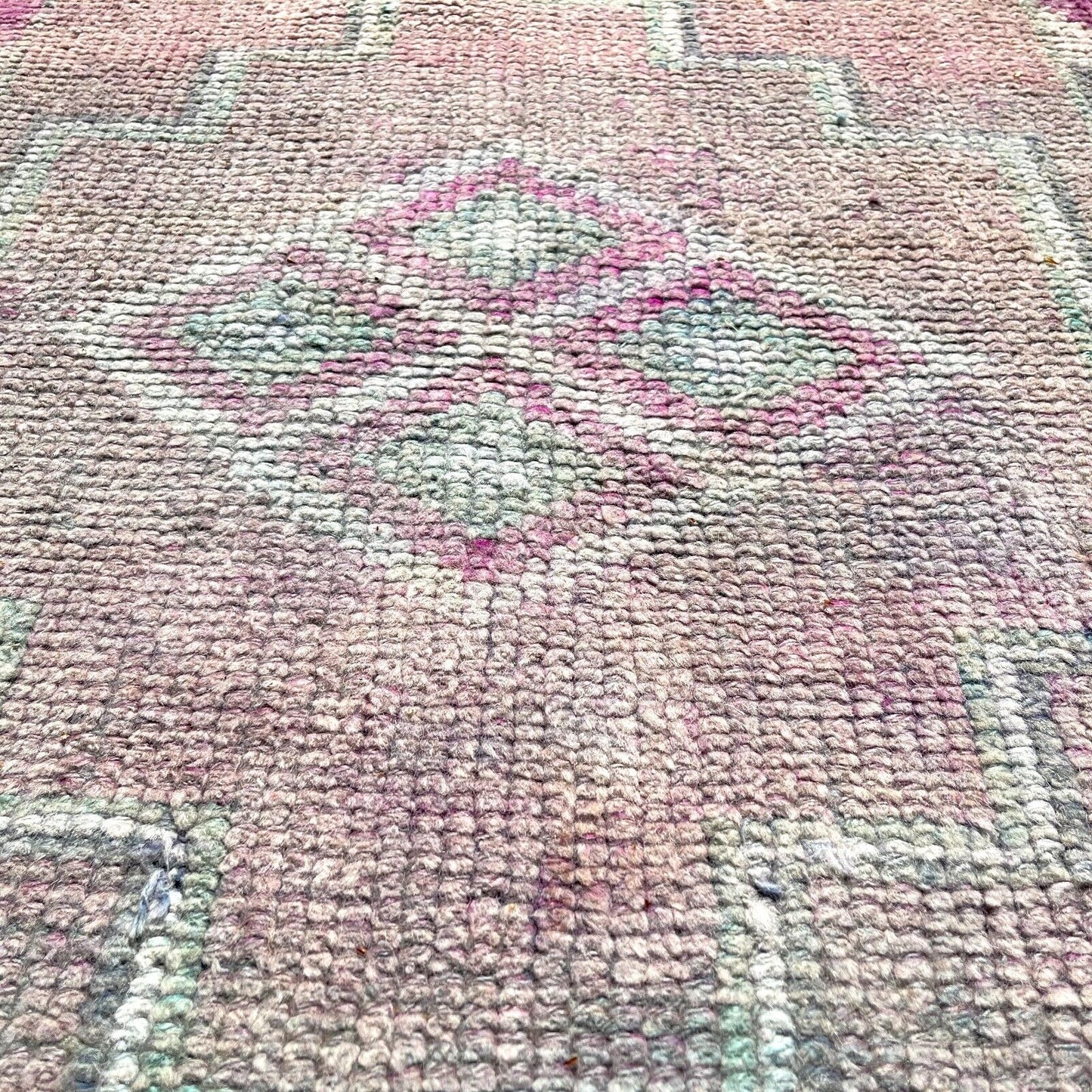 Traditional Turkish Kilim Rug,Vintage Kelim Teppich 100x82 Cm